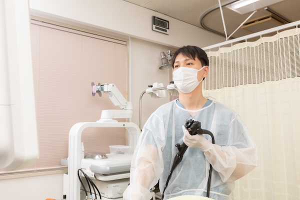 胸やけ・吐き気でお悩みなら当院へ